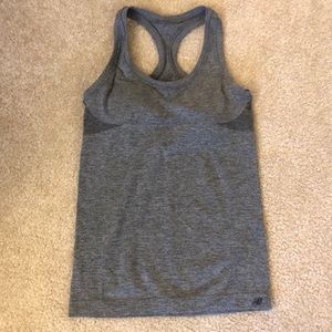 New balance padded workout tank top